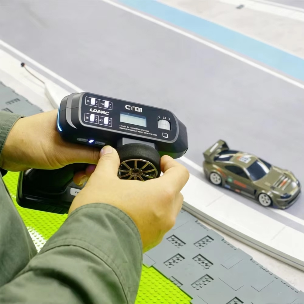 Radio Transmitter 2.4Ghz - LDARC CT01 2.4G 8CH Two-Way Radio